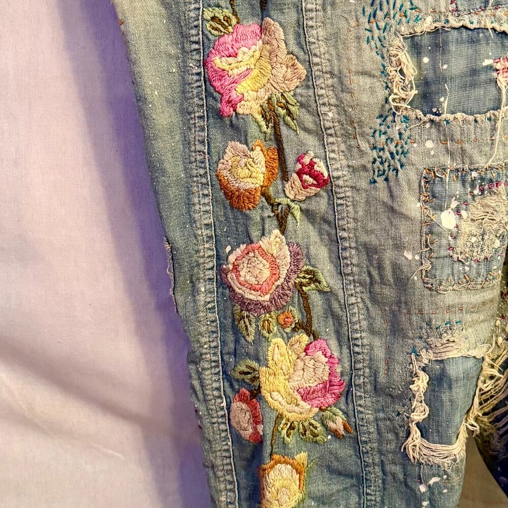 Magnolia Pearl Embroidered Miner Denims - Picture 10 of 11